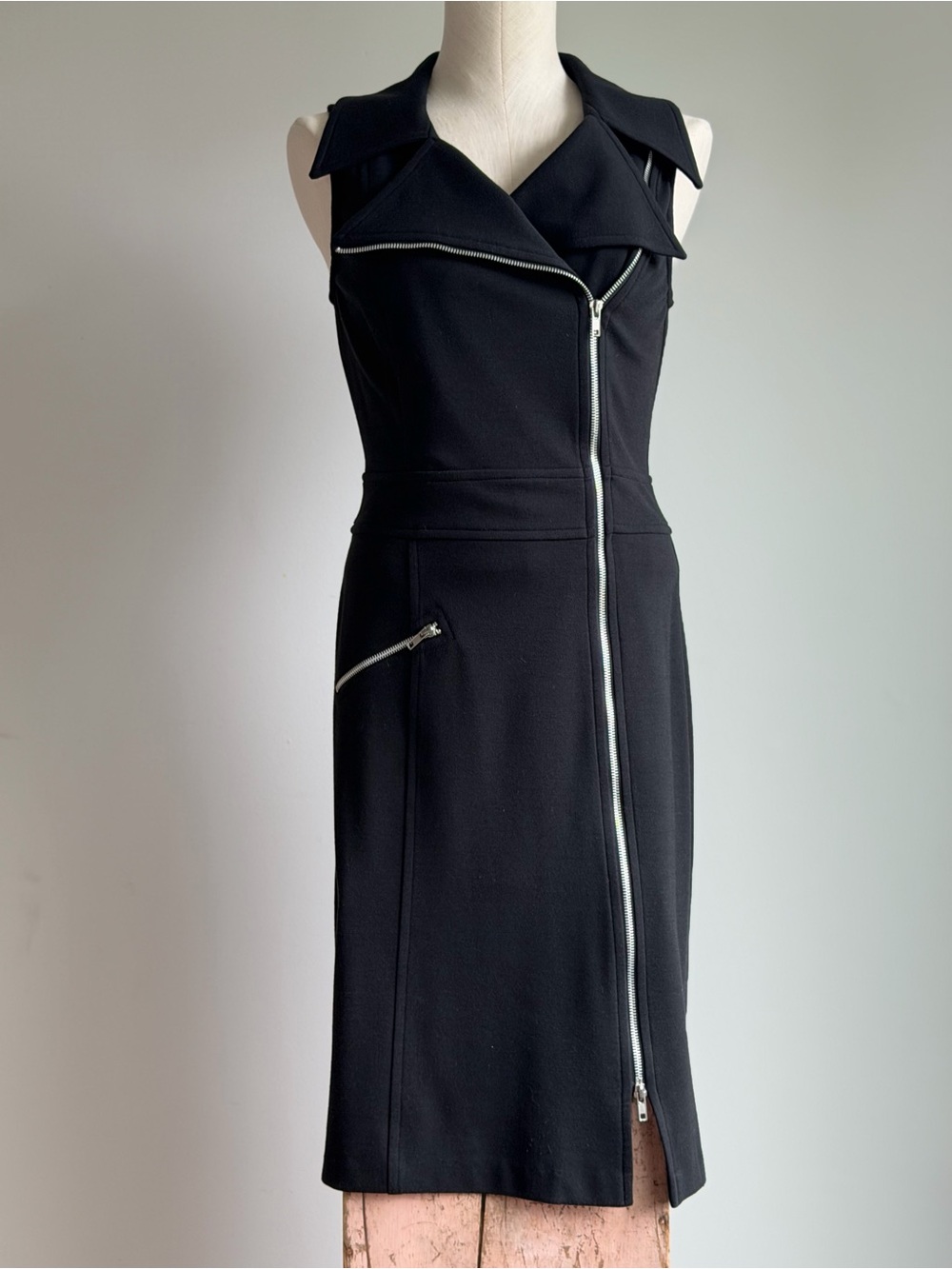 Cache Black Sleeveless Zip-Front Midi Dress - Picture 2 of 10